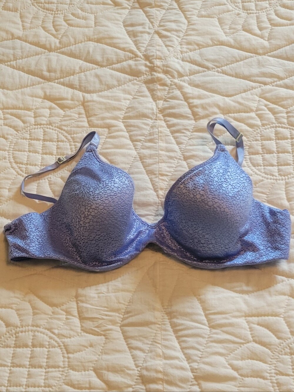 Barely There Periwinkle Blue  Invisible Look Unlined Underwire Versatile Bra. 36